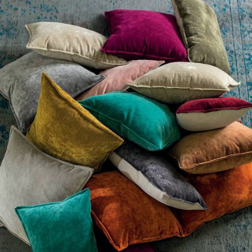 Come scegliere i cuscini decorativi per la tua casa