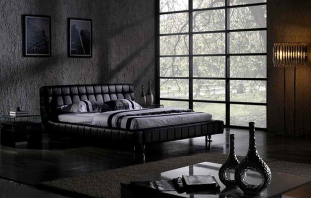 Il colore del momento? Total black