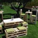 Arredare il giardino con i pallet