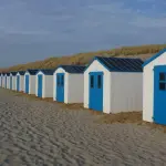 Cabine e spogliatoi da spiaggia: perché sono fondamentali?