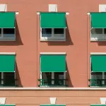 L’evoluzione delle tende da sole: da semplici schermature ad alleate del risparmio energetico